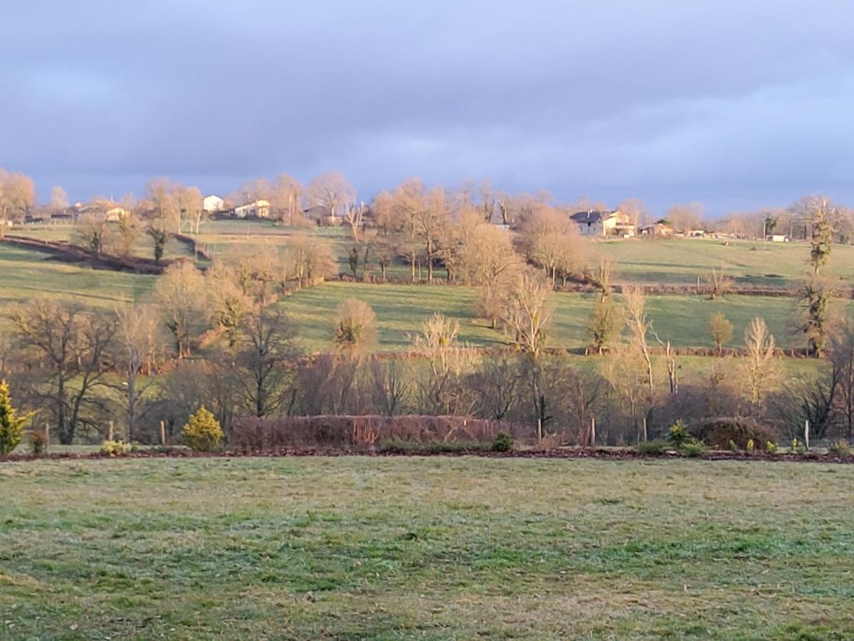 Les Tilleuls De Marie Saint-Edmond Bagian luar foto
