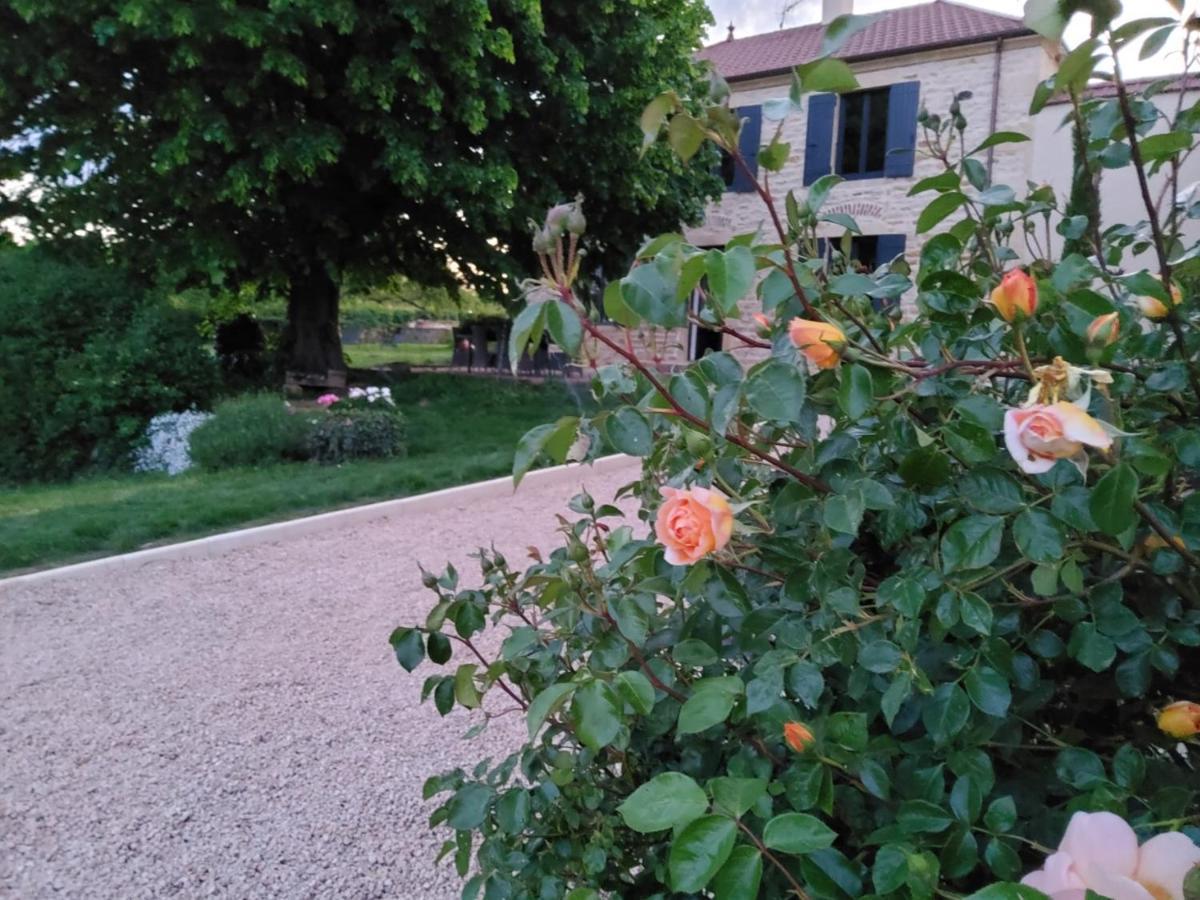 Les Tilleuls De Marie Saint-Edmond Bagian luar foto